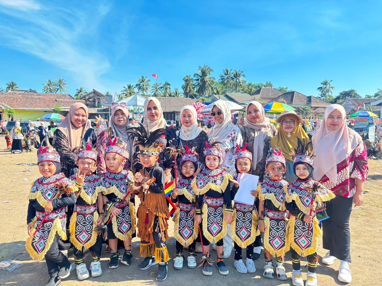 Kontingen TK Adituka di Lapangan Candipuro